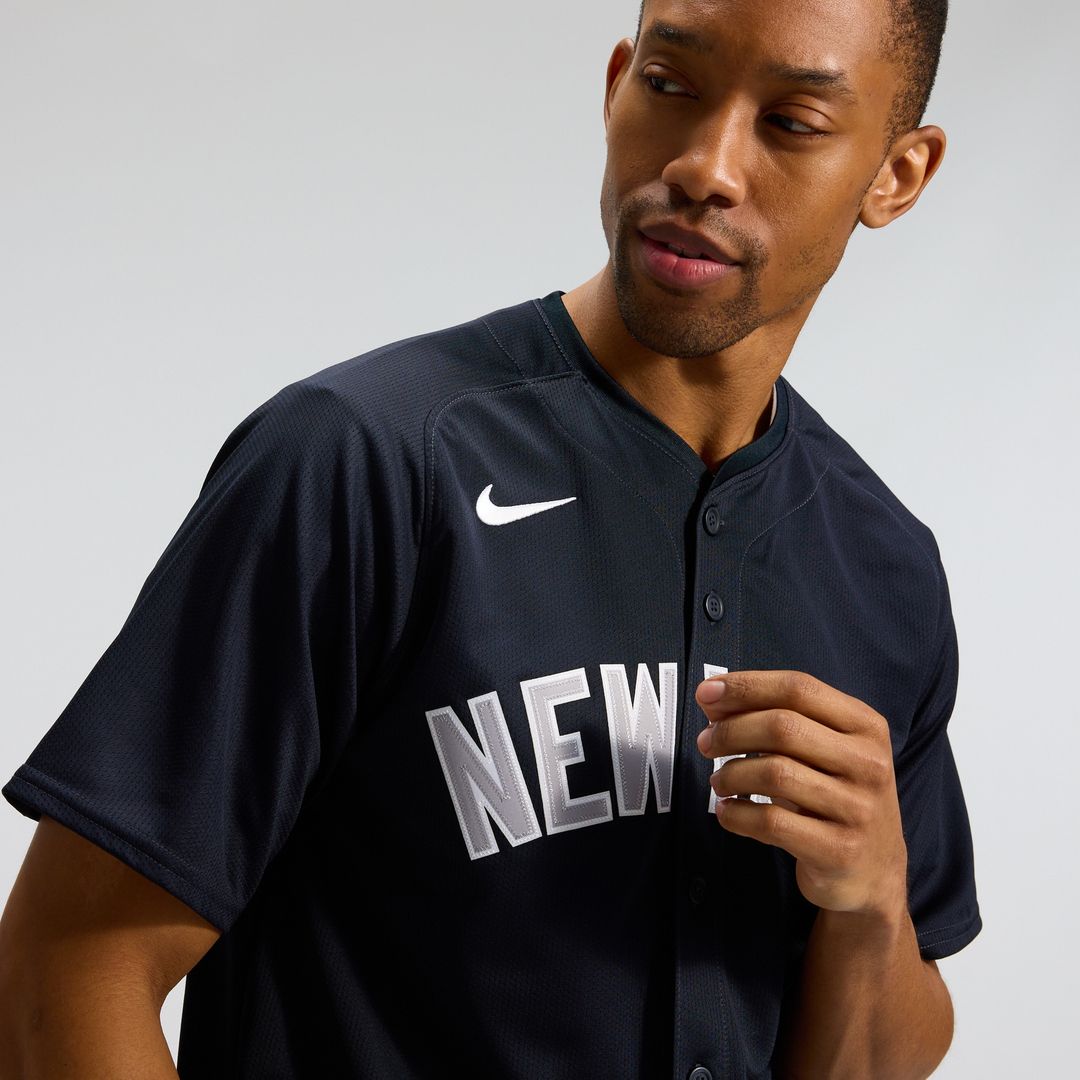 New York Yankees Aaron Judge Nike Alternate Limited Jersey - Navy